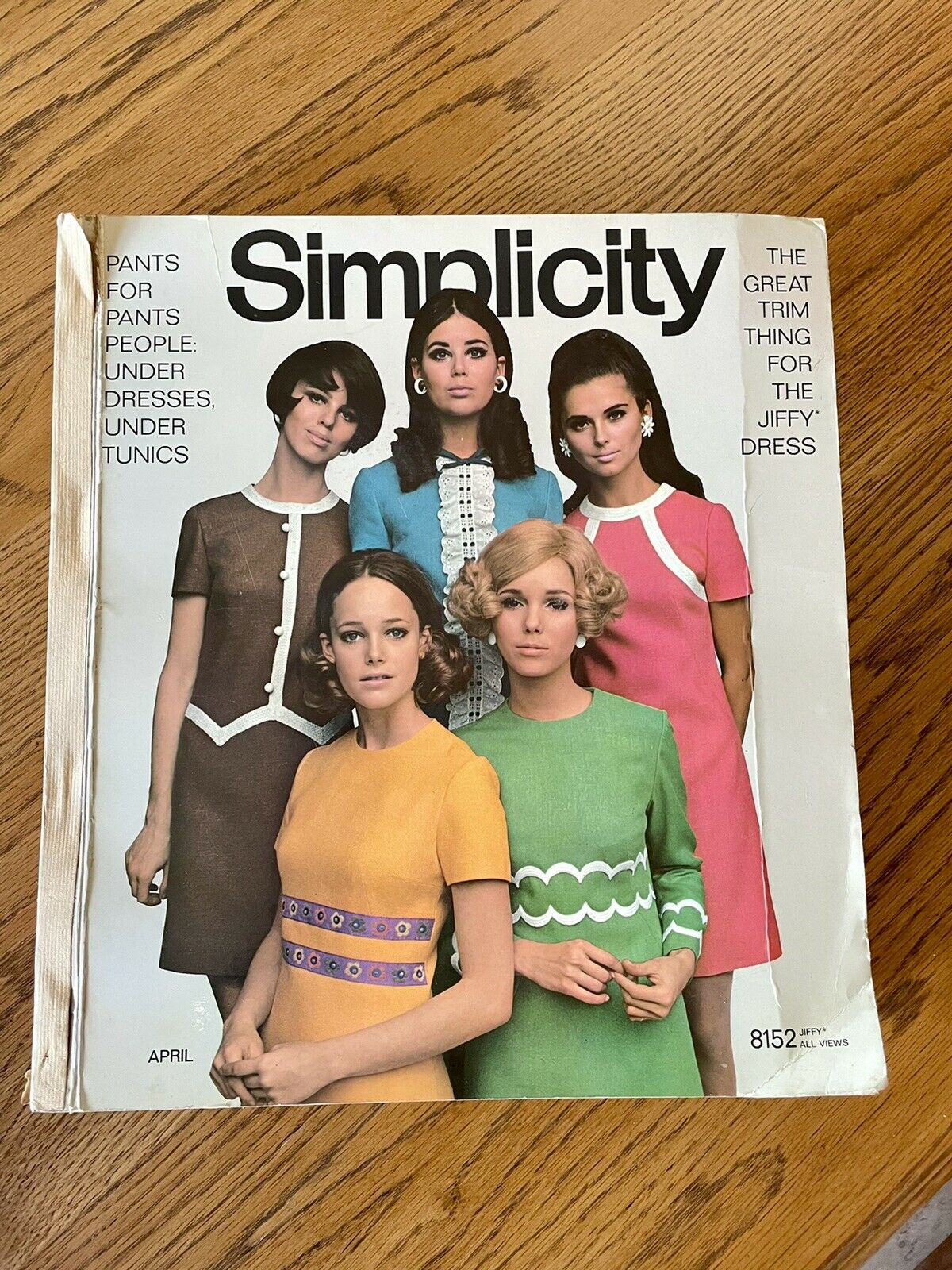 Vintage Simplicity Sewing Pattern Counter Order Book Catalog April 1969